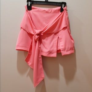 Lina Pink skort NEVER WORN Size-SMALL